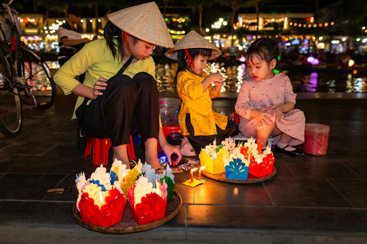 Releasing lanterns on Hoai river, Hoi An